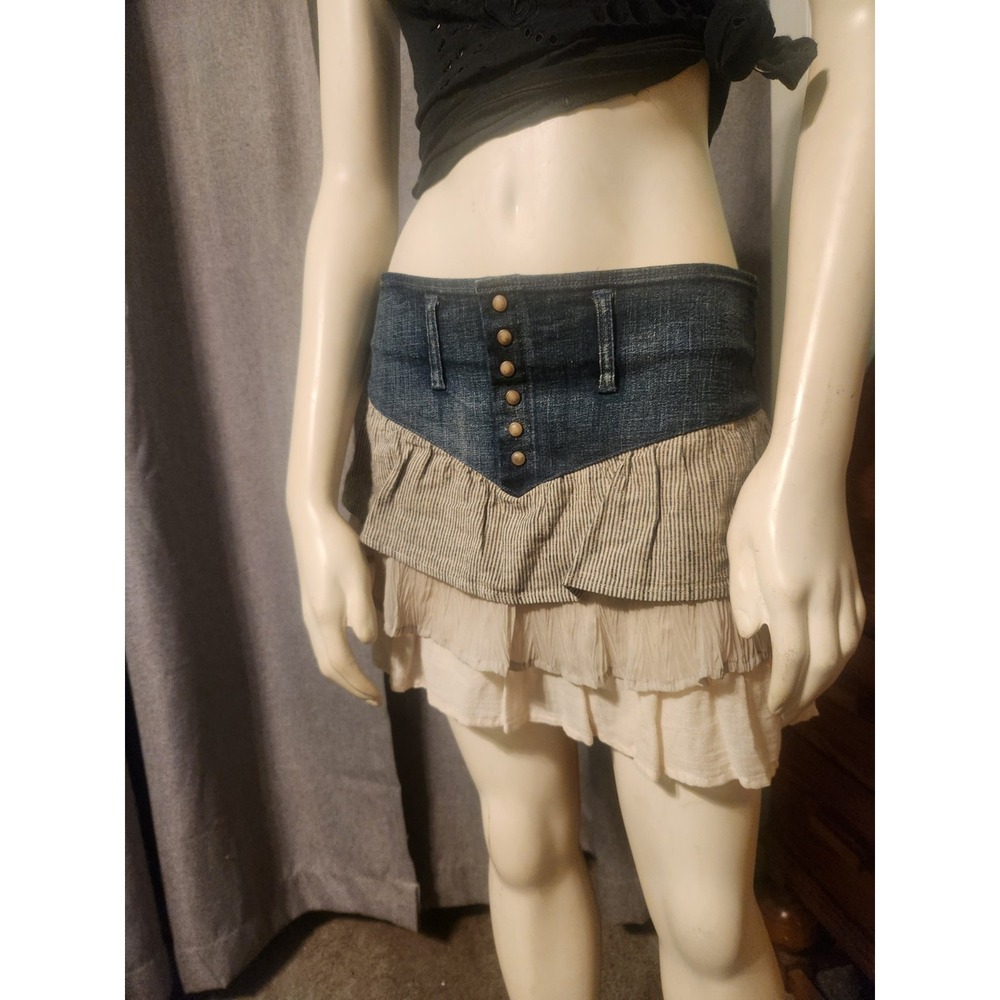 Y2k BCBG Tiered‎ Denim Linen Chiffon Mini Skirt Snap Front Large Belt Loop Sz 24